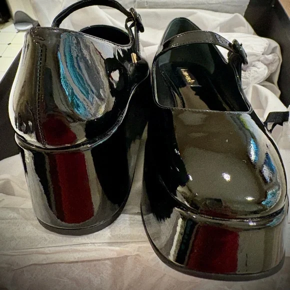 Super Cute Larroudé Black Platform Mary Jane Shoes size 7 - NEW - Picture 6 of 10